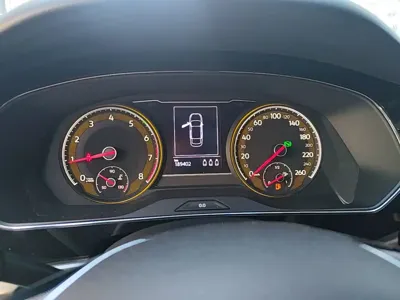 Volkswagen Passat 2019, 189400 км, за 70600 CNY - фото 12