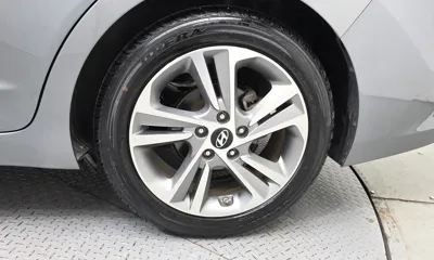Hyundai Avante 2017, 121271 км, за 7990000 KRW - фото 21