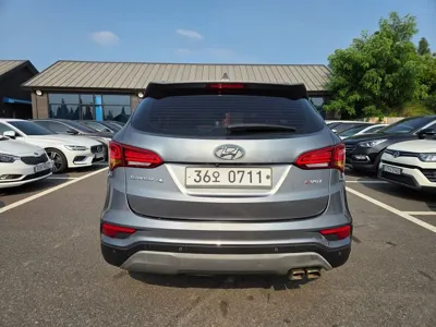 Hyundai Santafe 2016, 101615 км, за 12500000 KRW