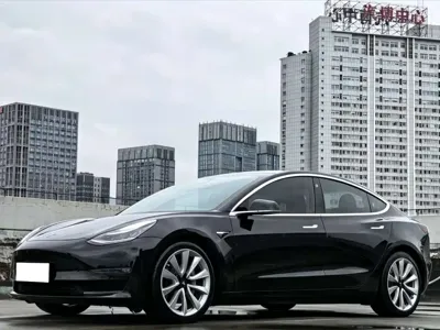 Tesla Model 3 · 2019 год