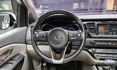 Kia Canival 2018, 86089 км, за 18100000 KRW - фото 14
