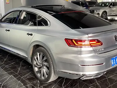 Volkswagen CC 2023, 70000 км, за 119900 CNY - фото 6