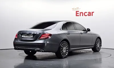 Mercedes-Benz E-Class 2018, 126310 км, за 19900000 KRW - фото 2