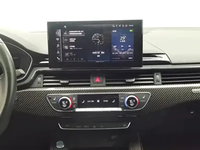 Audi A4L 2023, 70200 км, за 152800 CNY - фото 12