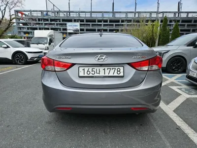 Hyundai Avante 2012, 142985 км, за 4500000 KRW