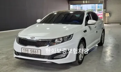 Kia K5 · 2011 год