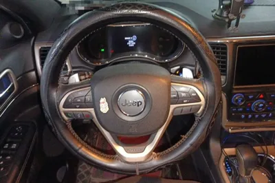 Jeep Grand Cherokee 2017, 103700 км, за 102931.12 CNY - фото 7