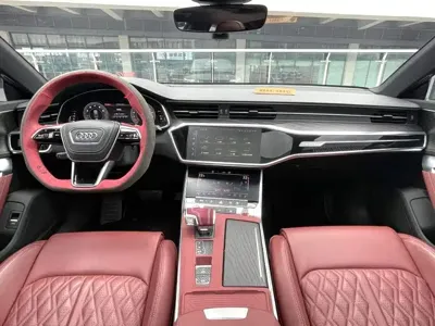 Audi A7L 2024, 20000 км, за 265800 CNY - фото 6