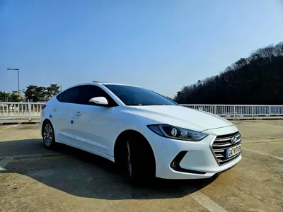 Hyundai Avante 2018, 49593 км, за 11700000 KRW