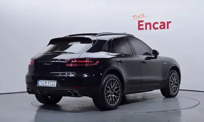 Porsche Macan 2016, 121385 км, за 28970000 KRW