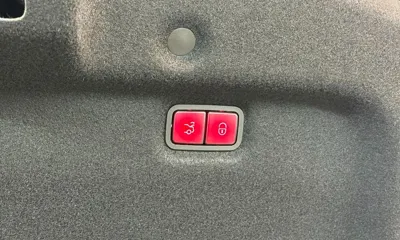 Mercedes-Benz SL-Class 2025, 74 км, за 138000000 KRW - фото 20