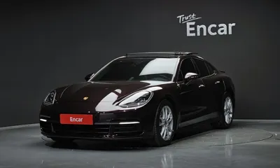 Porsche Panamera · 2020 год