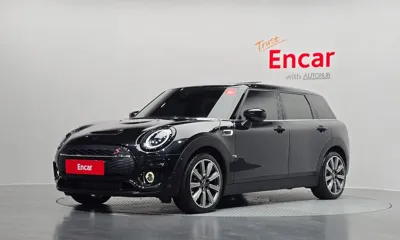 MINI Clubman · 2023 год