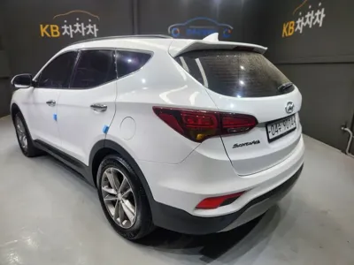 Hyundai Santafe 2017, 93465 км, за 10800000 KRW