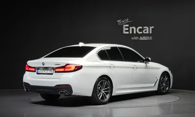 BMW 5-Series 2023, 29570 км, за 39600000 KRW