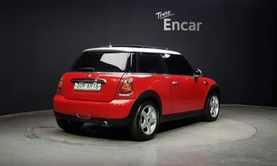 MINI Cooper 2009, 151861 км, за 3900000 KRW - фото 2