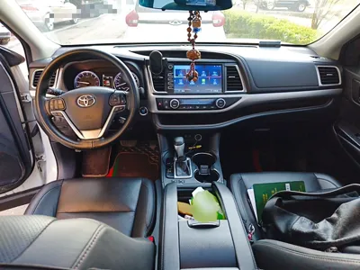 Toyota Highlander 2018, 104400 км, за 125519.27 CNY - фото 10