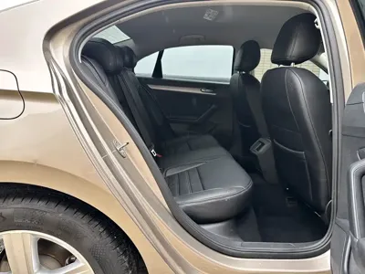 Volkswagen Lamando 2016, 120000 км, за 28300 CNY - фото 15