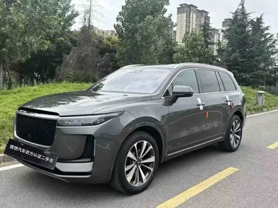 Li Auto Li ONE · 2020 год