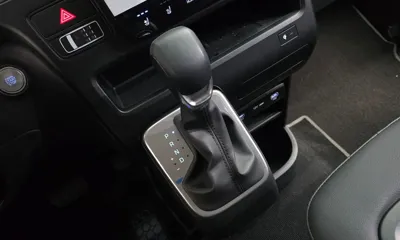 Hyundai Staria 2025, 4403 км, за 33500000 KRW - фото 9