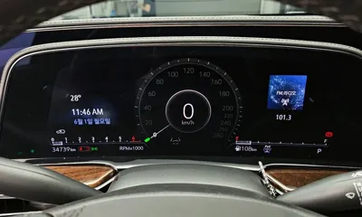 Cadillac Escalade 2022, 34739 км, за 83600000 KRW - фото 8