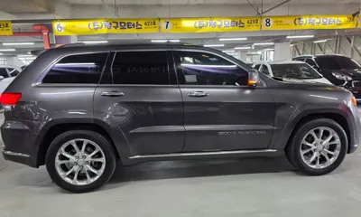 Jeep Cherokee 2021, 146489 км, за 21900000 KRW
