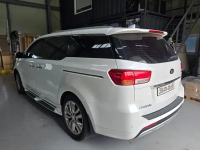 Kia Canival 2018, 183218 км, за 9500000 KRW - фото 2