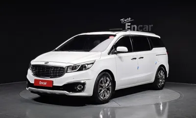 Kia Canival · 2015 год