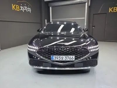 Genesis G90 · 2023 год