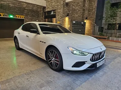 Maserati Ghibli · 2020 год