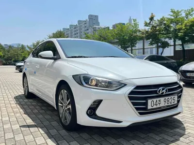 Hyundai Avante 2018, 100000 км, за 9800000 KRW