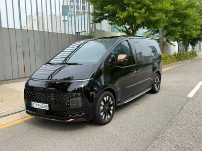 Hyundai Staria 2025, 7500 км, за 65000000 KRW - фото 3