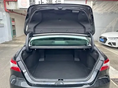 Toyota Camry 2022, 46800 км, за 99700 CNY - фото 21