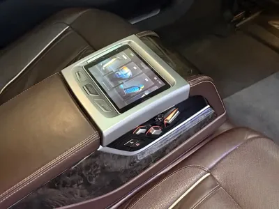 BMW 7 Series 2017, 140000 км, за 188800 CNY - фото 16