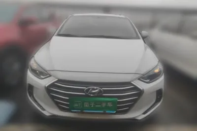 Hyundai Elantra (6th Generation 2018, 55300 км, за 40651.86 CNY - фото 2