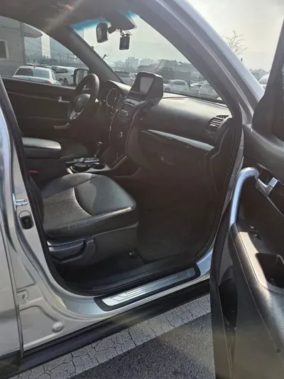 Kia Sorento 2011, 76884 км, за 6300000 KRW - фото 16