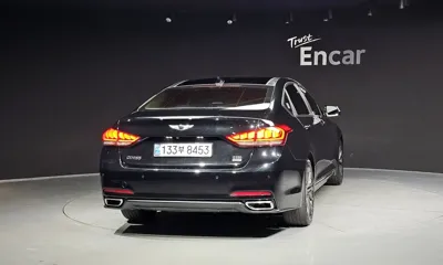 Hyundai Genesis 2015, 131772 км, за 11000000 KRW