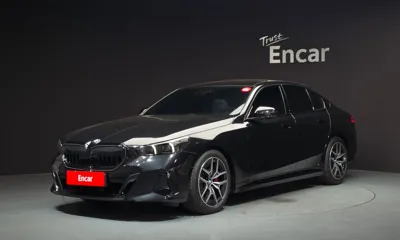BMW 5-Series · 2026 год