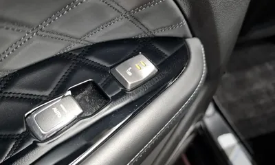 KG_Mobility_Ssangyong Rexton 2019, 156511 км, за 15400000 KRW - фото 17