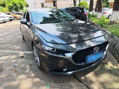 Mazda 3 Axela 2020, 83200 км, за 51000 CNY