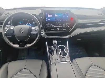 Toyota Crown Kluger 2023, 41400 км, за 216800 CNY - фото 12