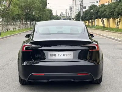 Tesla Model 3 2025, 4000 км, за 223000 CNY