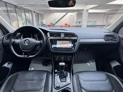 Volkswagen Tiguan L 2020, 90000 км, за 89800 CNY - фото 9
