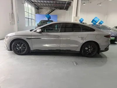 BYD Han 2025, 14900 км, за 118000 CNY - фото 2