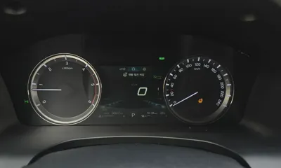 KG_Mobility_Ssangyong Rexton 2018, 30512 км, за 16500000 KRW - фото 8