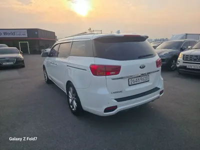 Kia Canival 2020, 338817 км, за 9900000 KRW - фото 4