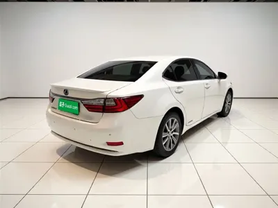 Lexus ES 2016, 98400 км, за 105399 CNY - фото 6
