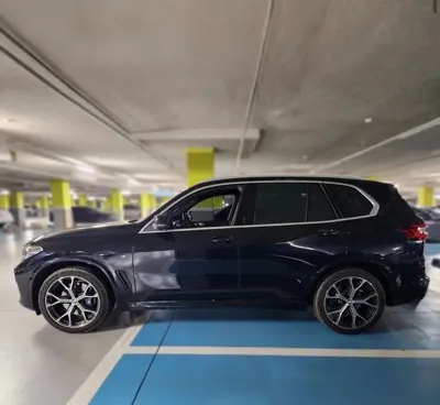 BMW X5 2023, 32000 км, за 90000000 KRW