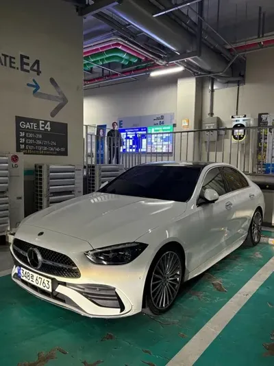 Mercedes-Benz C-Class 2023, 30000 км, за 51470000 KRW