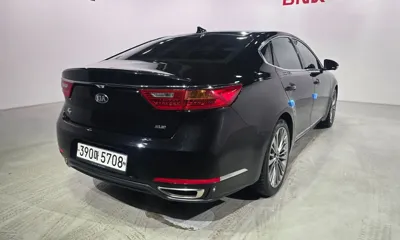 Kia K7 2018, 124723 км, за 12800000 KRW